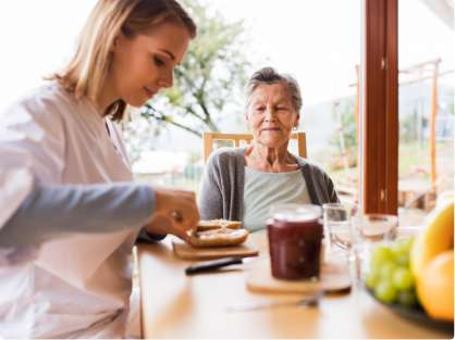 Osteuropäische Pflegekräfte in der 24h Pflege